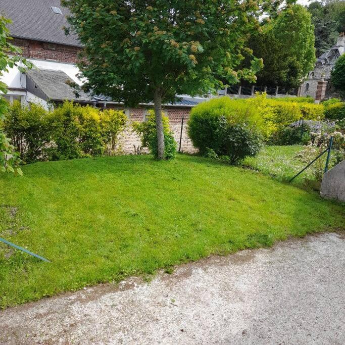Jolie Maison Avec Jardin Honfleur Exterior foto